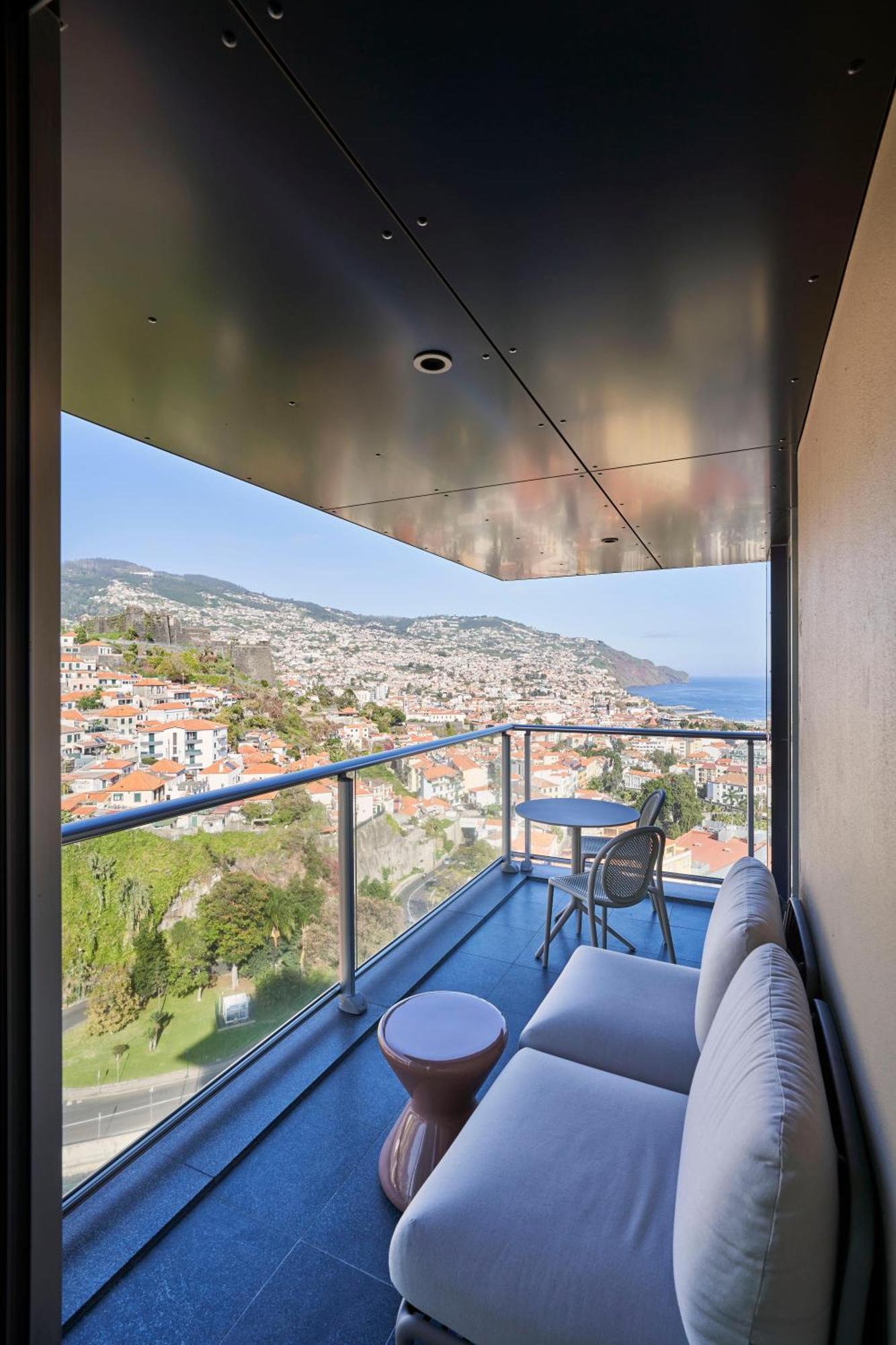 The Views Baia - Adults Only Hotel Funchal  Bagian luar foto